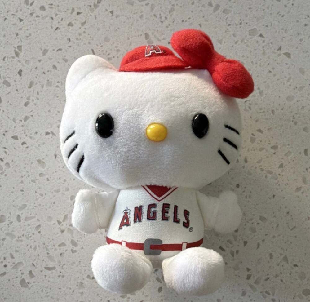 Sanrio Hello Kitty Los Angeles Angels MLB Plush 6" 2016 Stadium Giveaway